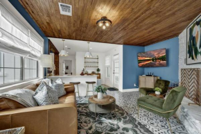 Wine Down House - Fire Pit & Walk to Main St